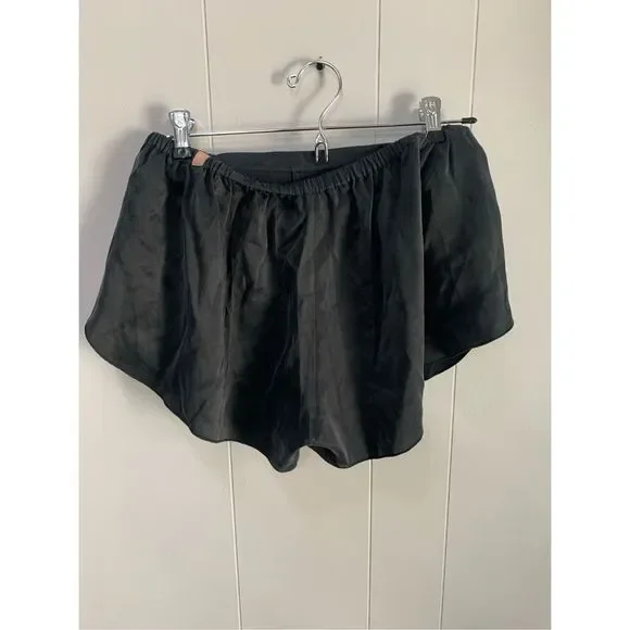Lunya Silk Shorts Small - Picture 5 of 6